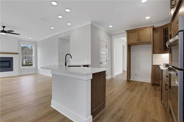 138 Marble Tree Way, Ball Ground, GA 30107