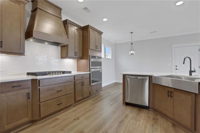 138 Marble Tree Way, Ball Ground, GA 30107