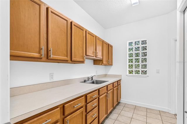 19337 SPRING OAK DRIVE, Eustis, FL 32736