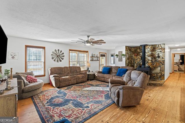 169 Ridgeway Road, Jackson, GA 30233