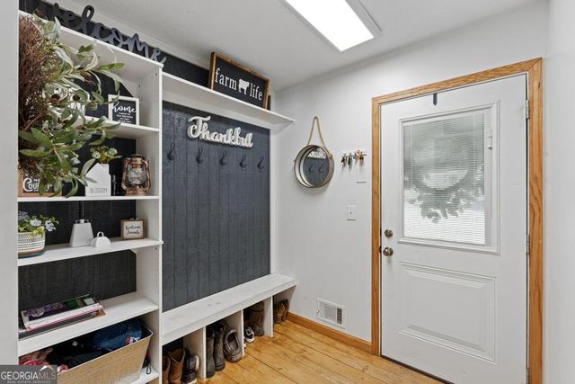 169 Ridgeway Road, Jackson, GA 30233