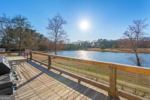 169 Ridgeway Road, Jackson, GA 30233