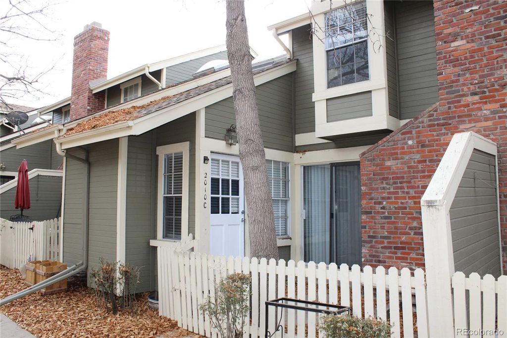 2010 S Hannibal Street C, Aurora, CO 80013