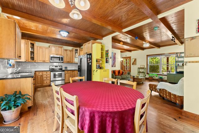 656 Stanley Nix Road, Cleveland, GA 30528