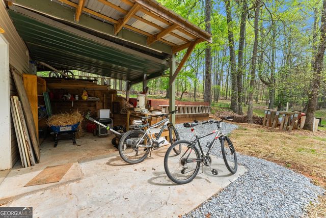 656 Stanley Nix Road, Cleveland, GA 30528