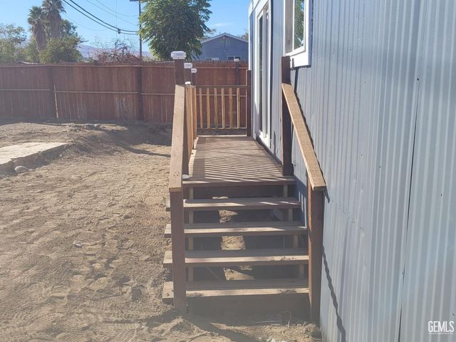 216 Pico Street, Taft, CA 93268