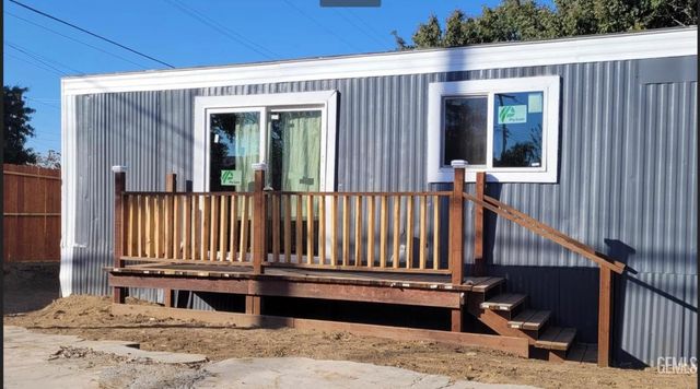 216 Pico Street, Taft, CA 93268