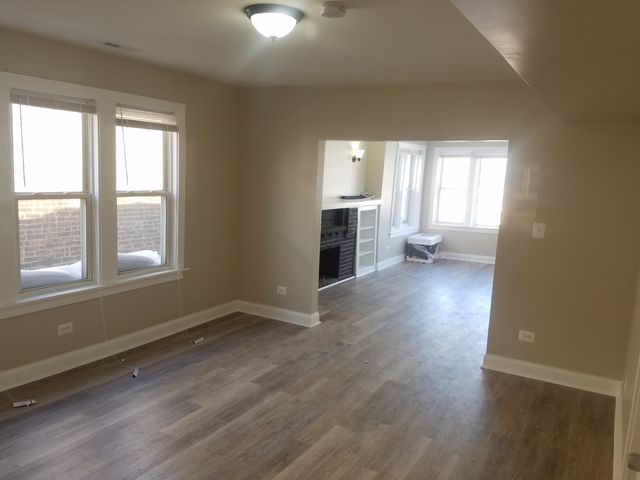 331 W 76th Street, Chicago, IL 60620