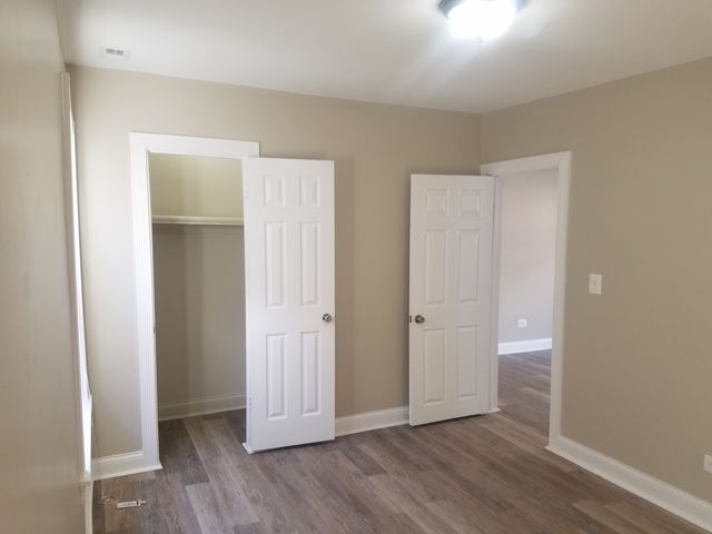 331 W 76th Street, Chicago, IL 60620