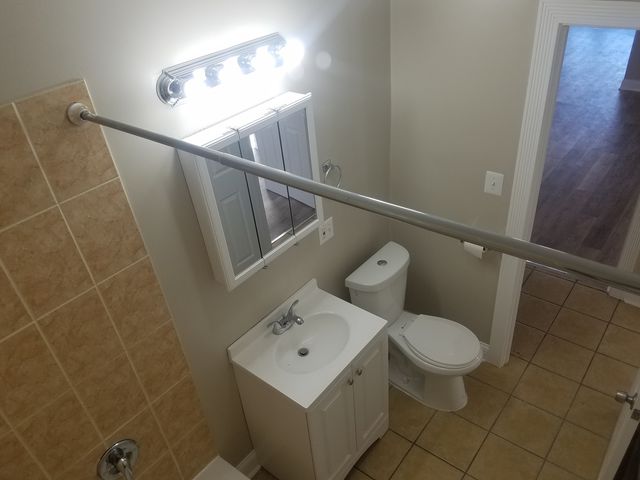 331 W 76th Street, Chicago, IL 60620