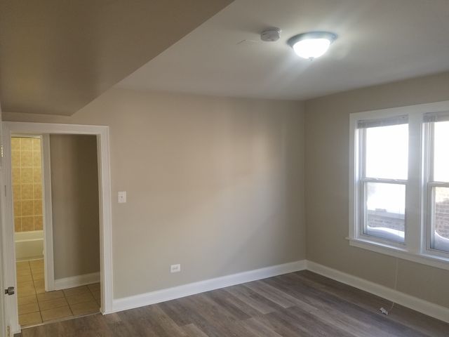 331 W 76th Street, Chicago, IL 60620