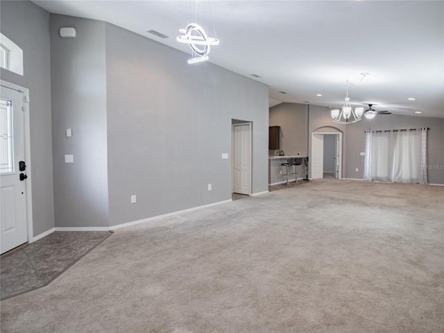 2628 SUNSET CIRCLE, Lake Wales, FL 33898