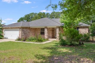 48 S Pleasant Drive, Defuniak Springs, FL 32435
