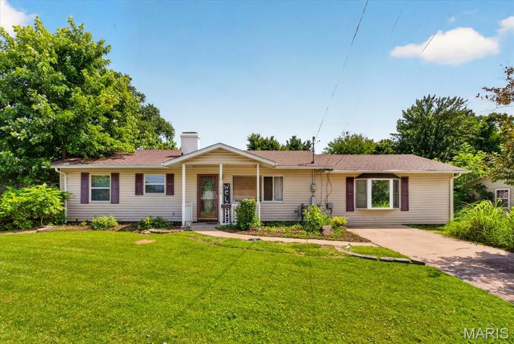 1448 Ladd Avenue, Edwardsville, IL 62025