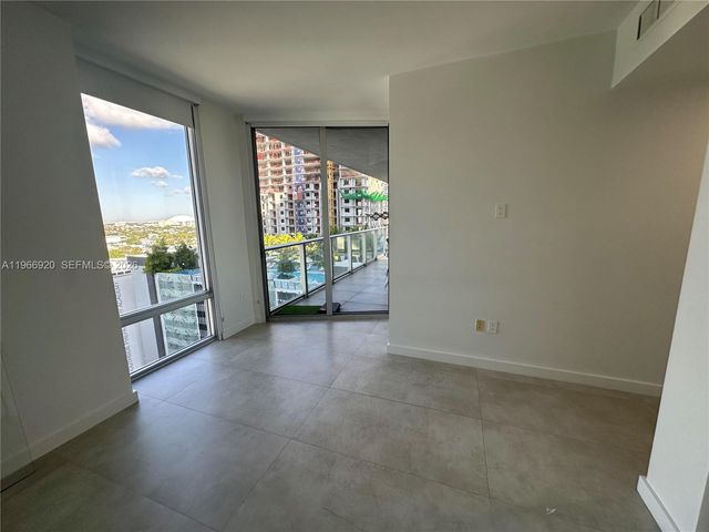 1010 SW 2nd Ave 1208, Miami, FL 33130