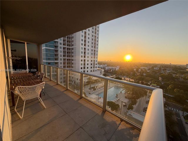 1010 SW 2nd Ave 1208, Miami, FL 33130