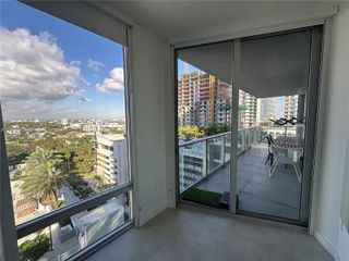 1010 SW 2nd Ave 1208, Miami, FL 33130