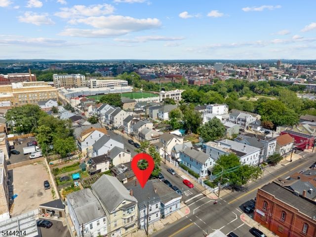 80 Wayne Ave, Paterson City, NJ 07522