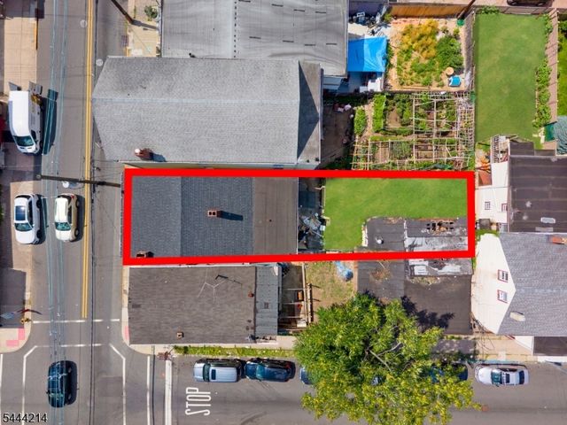 80 Wayne Ave, Paterson City, NJ 07522