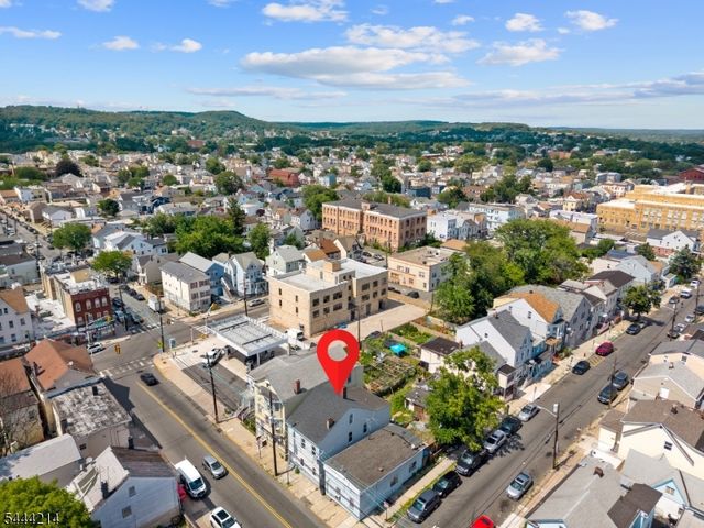 80 Wayne Ave, Paterson City, NJ 07522