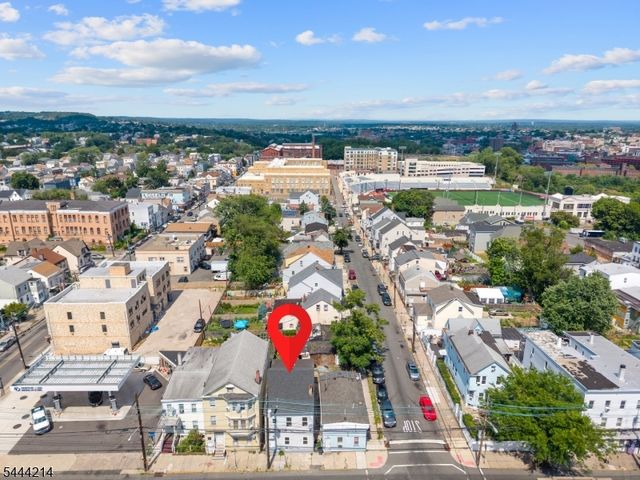 80 Wayne Ave, Paterson City, NJ 07522