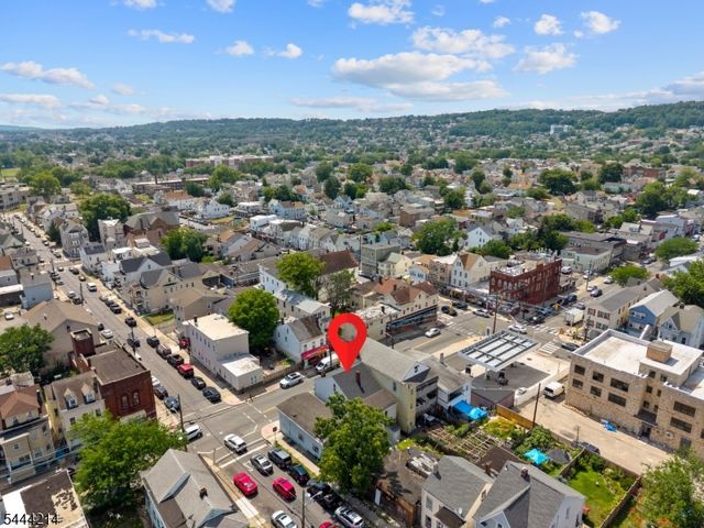 80 Wayne Ave, Paterson City, NJ 07522