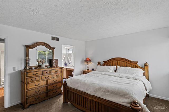 5822 Forge Bridge Drive, West Chester, OH 45069