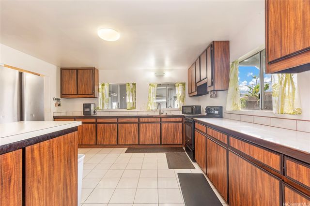 45-123 Waikalua Road A, Kaneohe, HI 96744