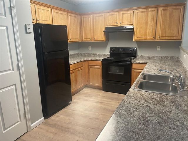 5322 Creekview Lane, Morrow, GA 30260