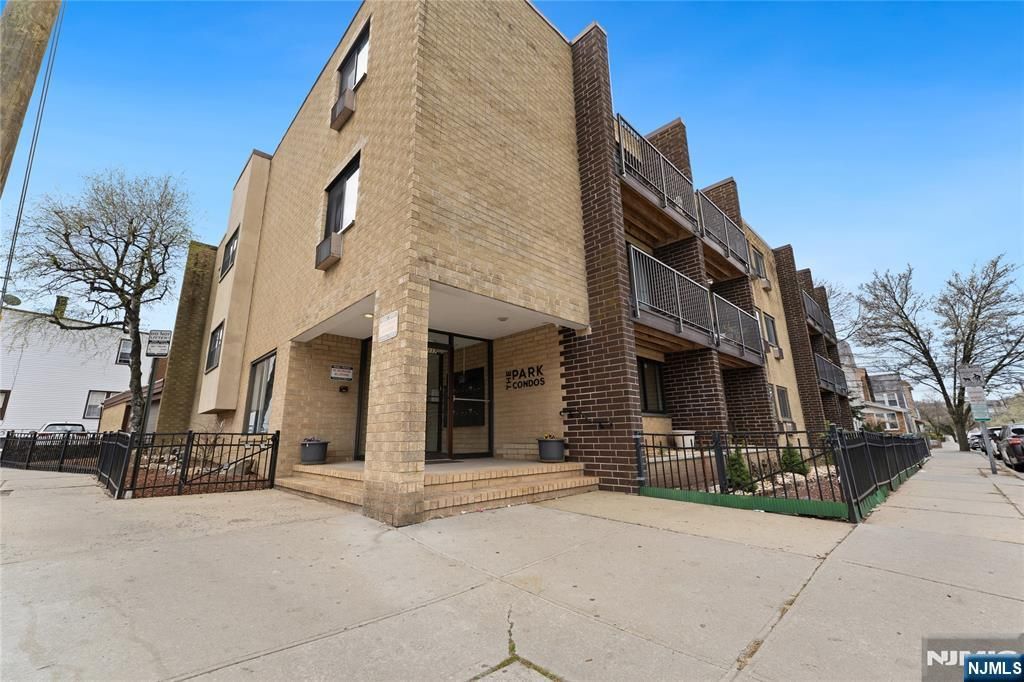 7117 Park Avenue A4, North Bergen, NJ 07047