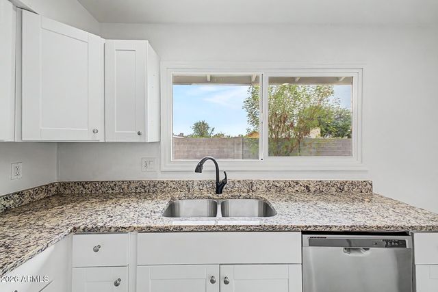 3529 W ACAPULCO Lane, Phoenix, AZ 85053