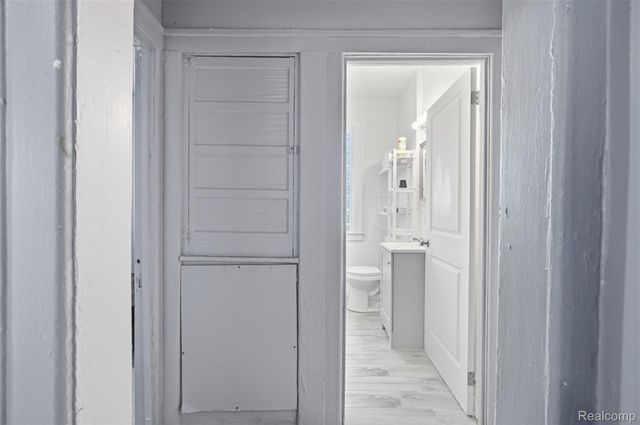 5145 Iroquois Street, Detroit, MI 48213