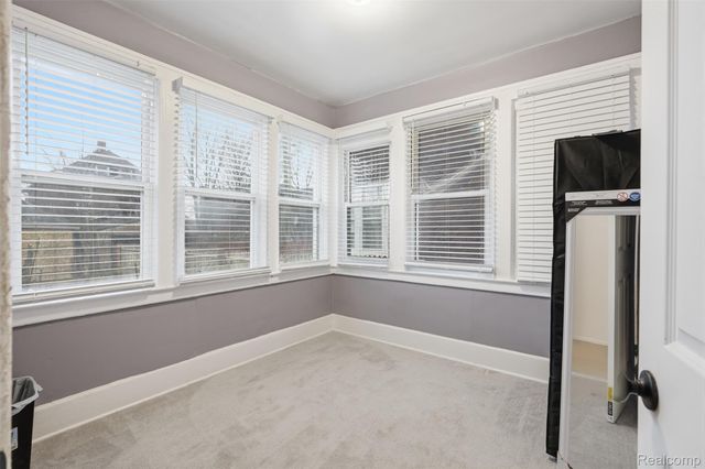 5145 Iroquois Street, Detroit, MI 48213