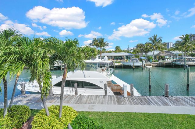 1210 Bimini Lane, Singer Island, FL 33404