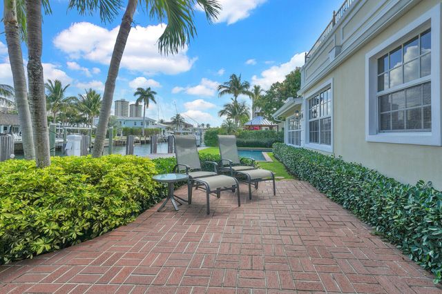 1210 Bimini Lane, Singer Island, FL 33404