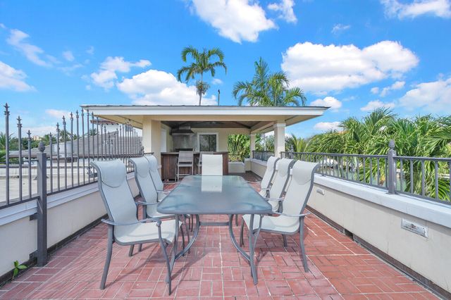 1210 Bimini Lane, Singer Island, FL 33404