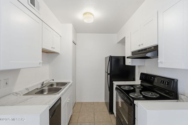 1745 E Glenn St Apt 134, Tucson, AZ 85719