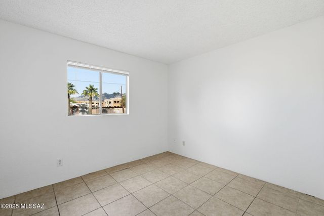 1745 E Glenn St Apt 134, Tucson, AZ 85719