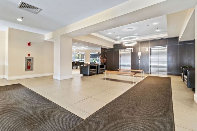 15 N Beacon St 412, Boston, MA 02134