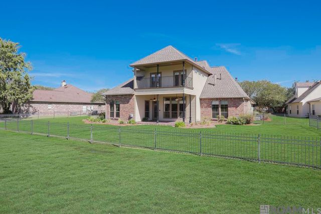 40174 Dove Estates Ct, Gonzales, LA 70737