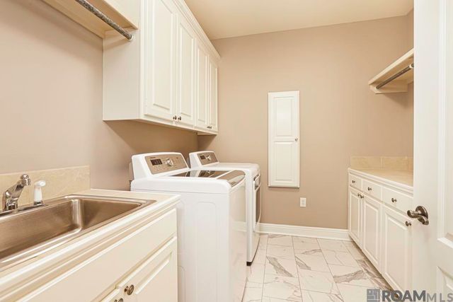 40174 Dove Estates Ct, Gonzales, LA 70737