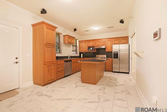 40174 Dove Estates Ct, Gonzales, LA 70737