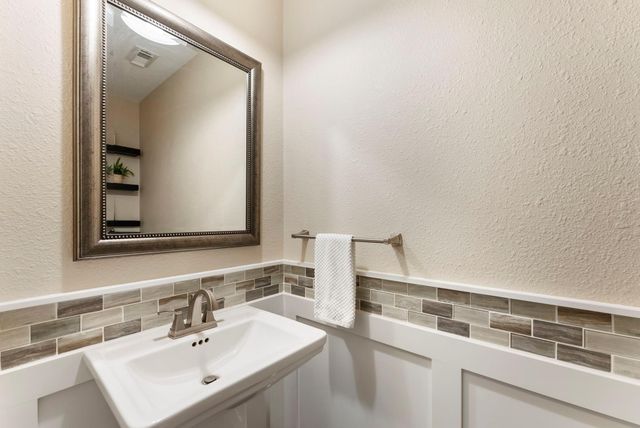 126 Wisteria Walk Circle, The Woodlands, TX 77381