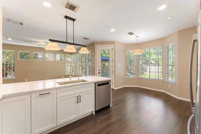 126 Wisteria Walk Circle, The Woodlands, TX 77381