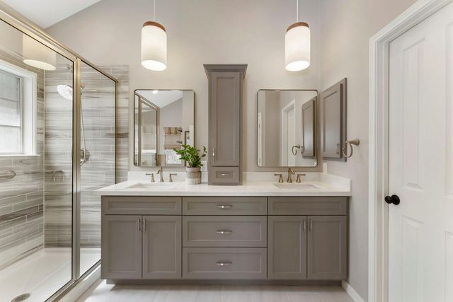 126 Wisteria Walk Circle, The Woodlands, TX 77381