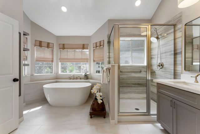 126 Wisteria Walk Circle, The Woodlands, TX 77381