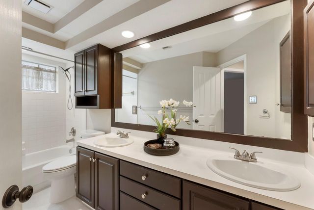 126 Wisteria Walk Circle, The Woodlands, TX 77381