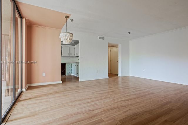 665 NE 195th St 222, Miami, FL 33179