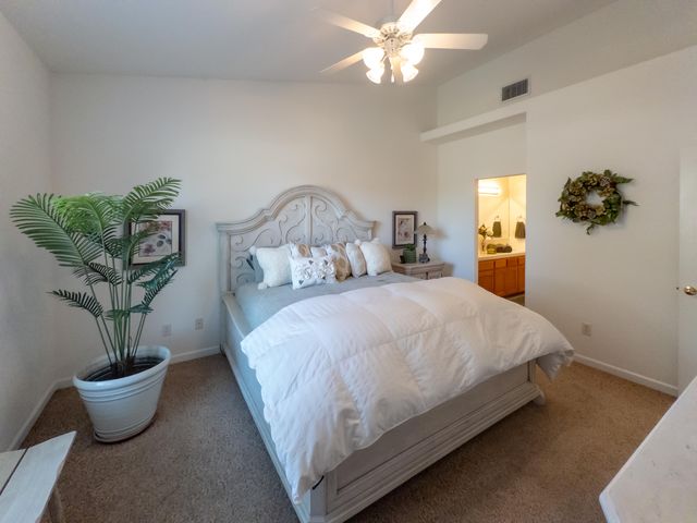 337 Village Drive, Dinuba, CA 93618