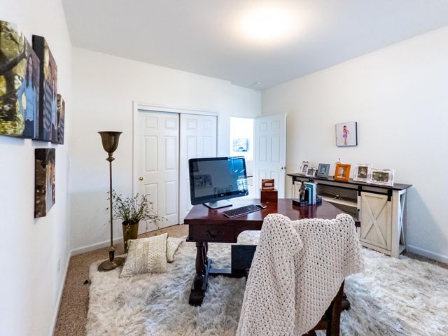 337 Village Drive, Dinuba, CA 93618